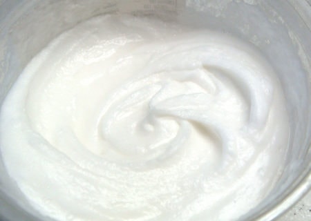 baking soda cleaning paste