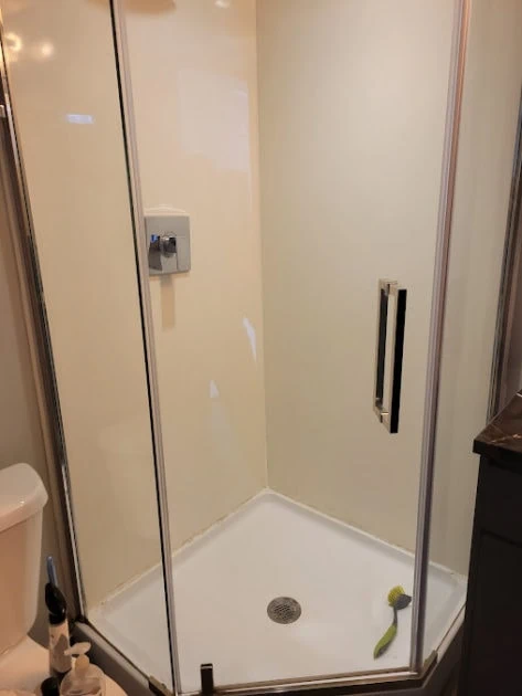clean glass shower